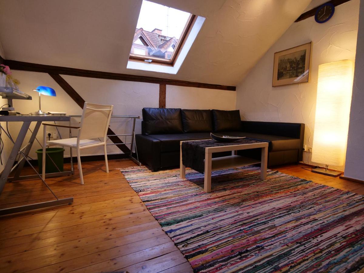 Fachwerkhaus In Ruhiger Altstadt By Rabe - Free Netflix & Eigene Terrasse カールスルーエ エクステリア 写真